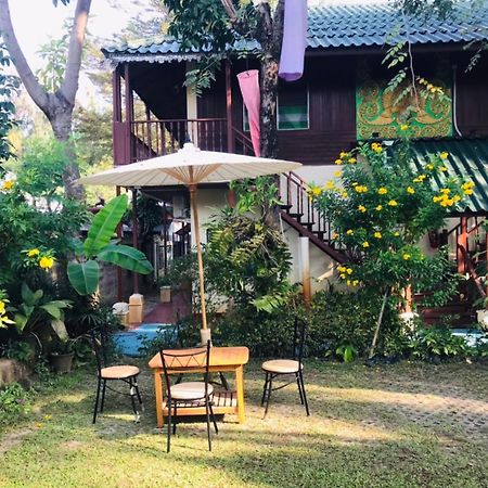 Golden Triangle Palace Hotel Chiang Rai Buitenkant foto