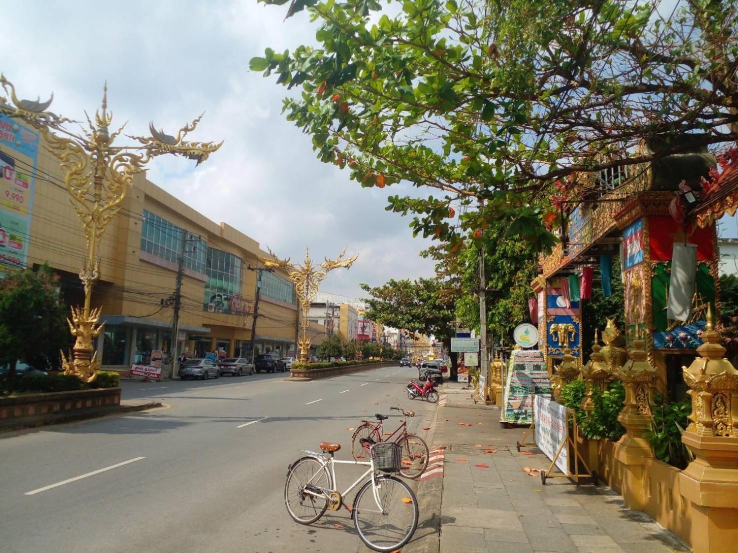 Golden Triangle Palace Hotel Chiang Rai Buitenkant foto